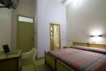 Castiglia Pensjonat 2*