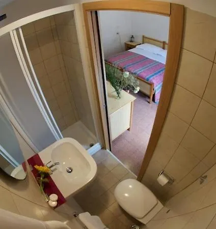 Castiglia Konukevi 4*