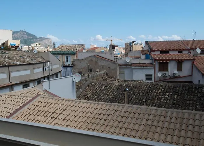 ゲストハウス Castiglia