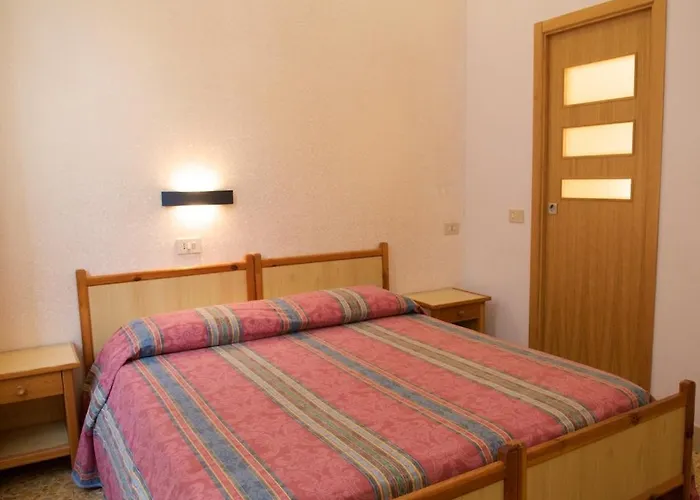 ゲストハウス Castiglia 4*